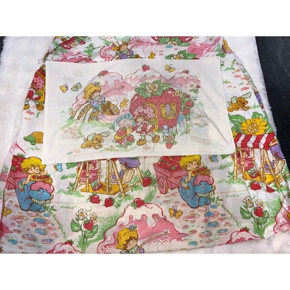 American Greetings Other - Vtg Strawberry Shortcake 1980's Fitted  Sheet Pillowcase American Greetings Twin